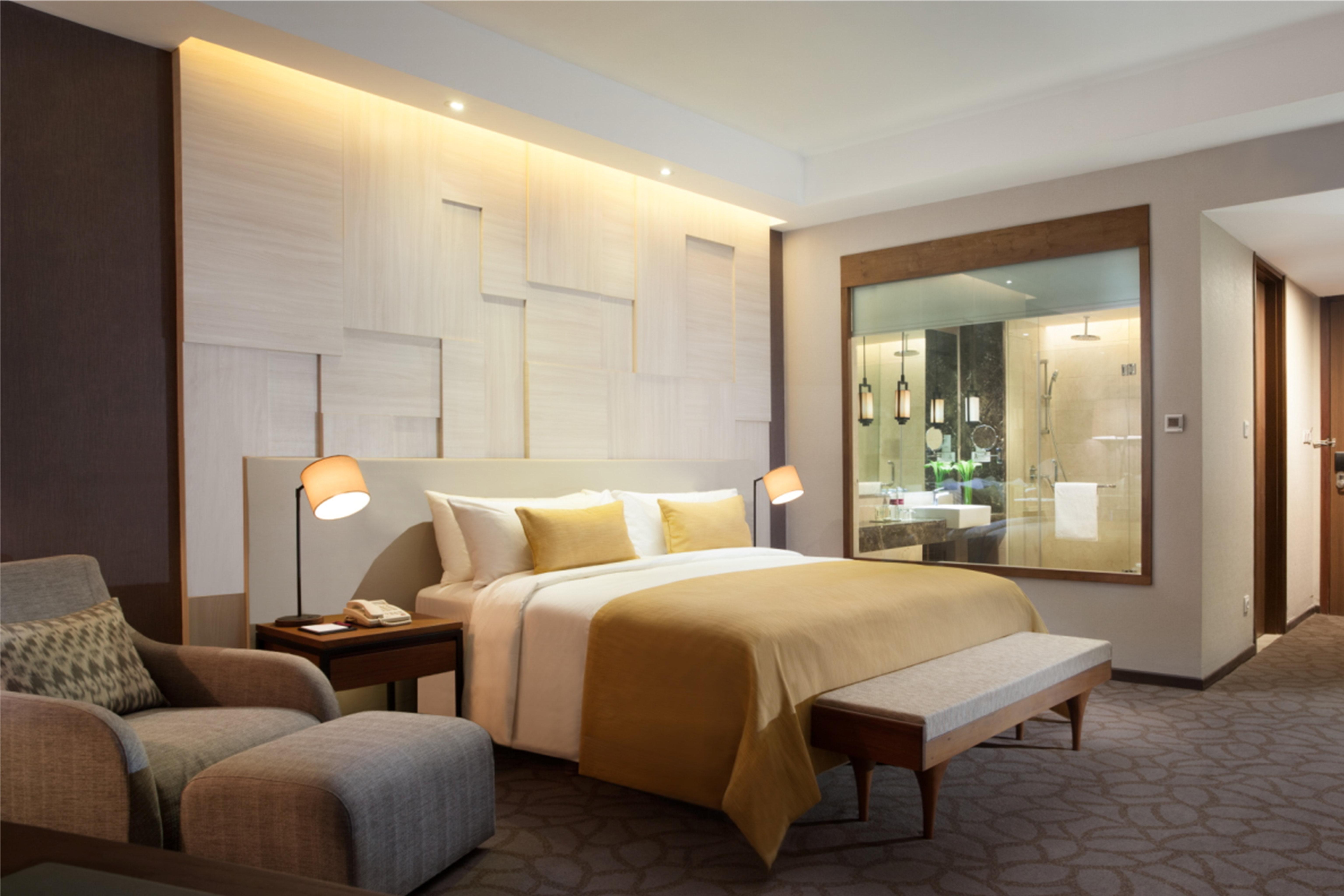 Crowne Plaza Bandung By Ihg Hotel Exterior photo