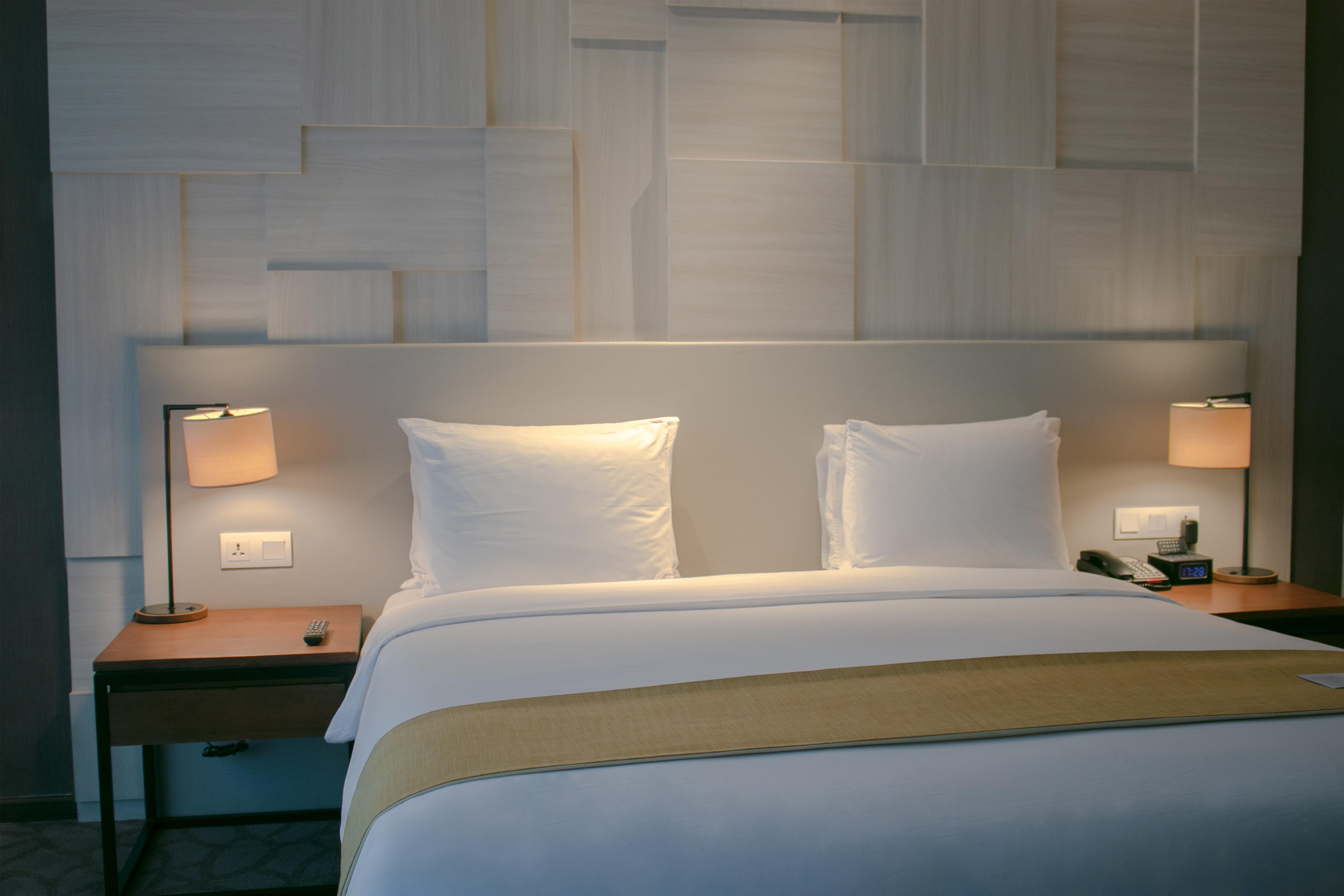 Crowne Plaza Bandung By Ihg Hotel Exterior photo
