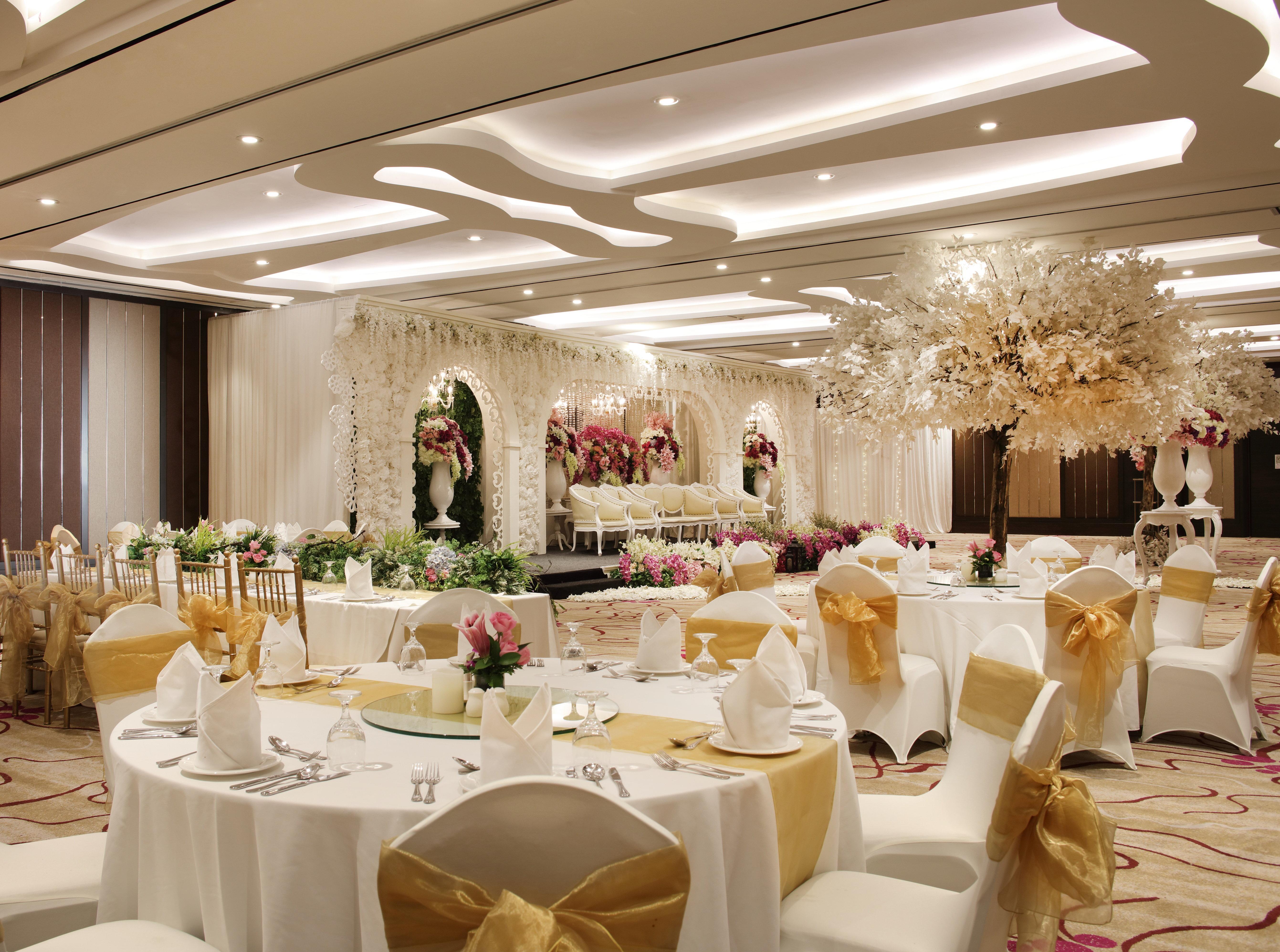 Crowne Plaza Bandung By Ihg Hotel Exterior photo